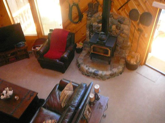 4th image of 13660 Hansel Ave
