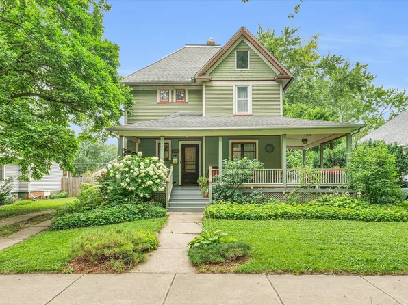 608 W Washington St, Champaign, IL 61820