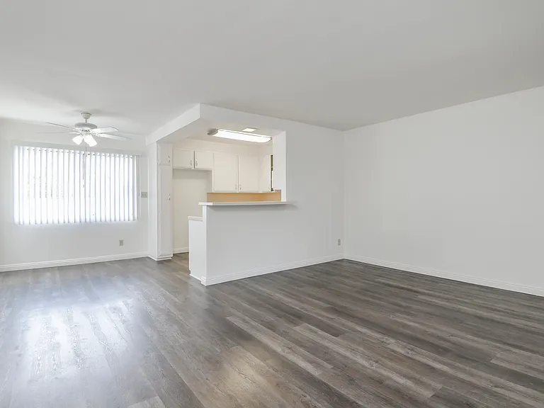 1799 N Hollywood Way #H — Photo 2