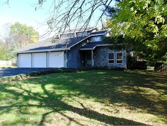 1st image of 1815 Briarcliff Dr