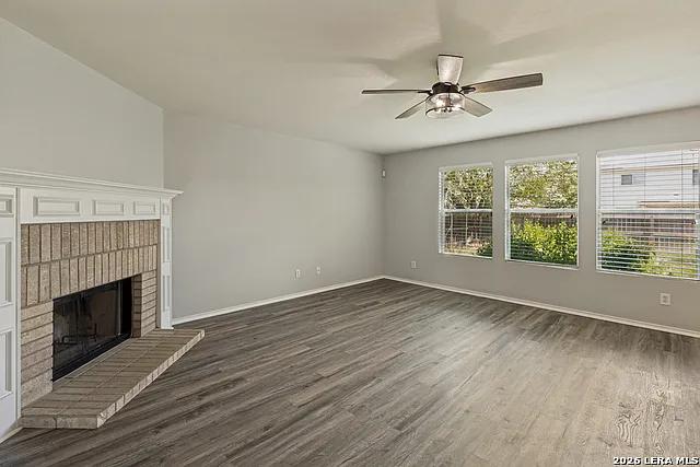 153 Hanging Moss Dr — Photo 7
