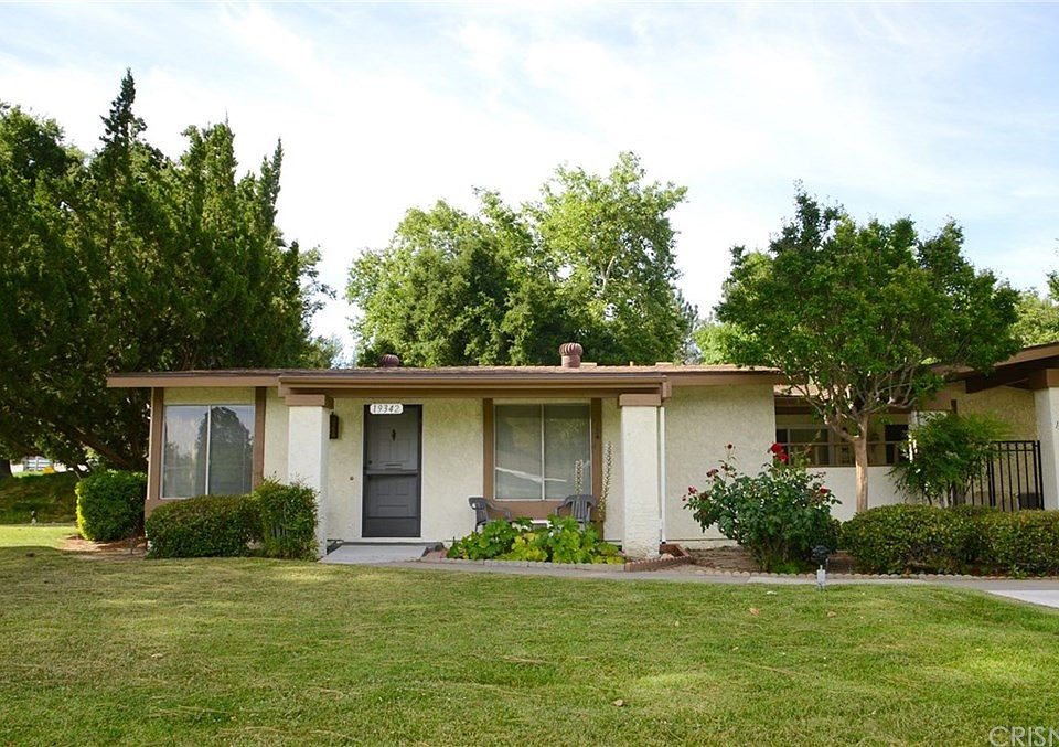 1st image of 19342 Avenue Of The Oaks