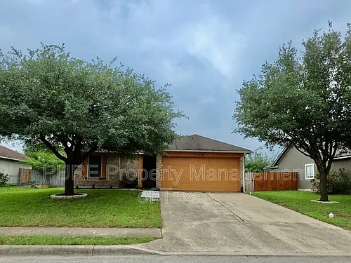 110 Meadowside Dr Photo 1