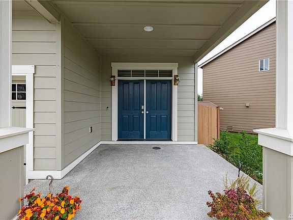 4th image of 2825 Cassius St NE