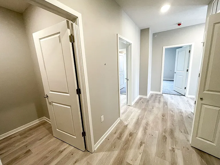 620 Research Dr — Photo 34