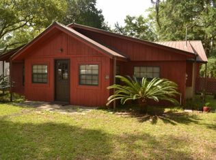 40 Pitts Bayshore Dr, Freeport, FL 32439