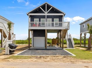 1072 Johnson Rd, Gilchrist, TX 77617