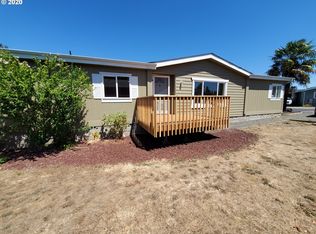 355 Trout Loop, Roseburg, OR 97471