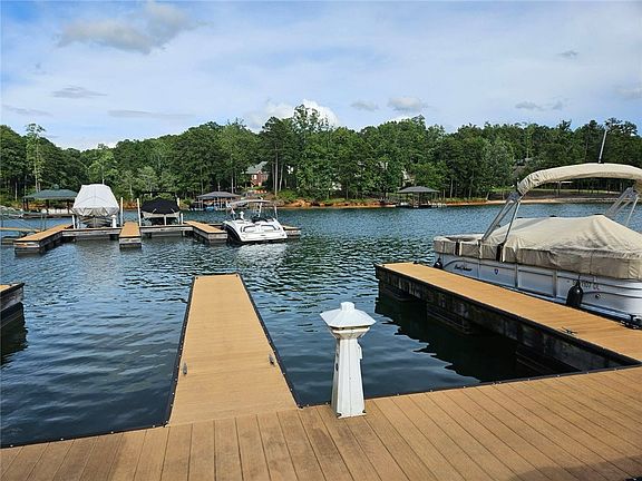 2nd image of 532 Great Oak Way