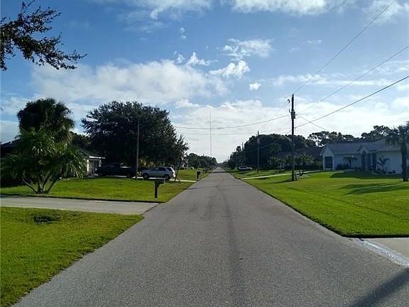 5th image of 81 Long Meadow Pl