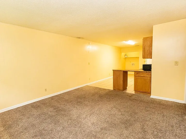 3884 Youngstown Rd #3884 — Photo 3