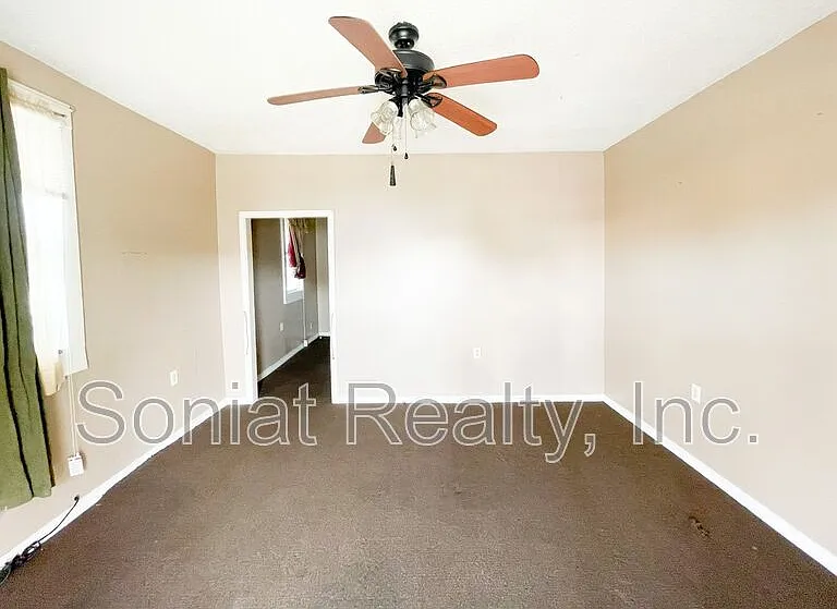 1941 Independence St — Photo 2