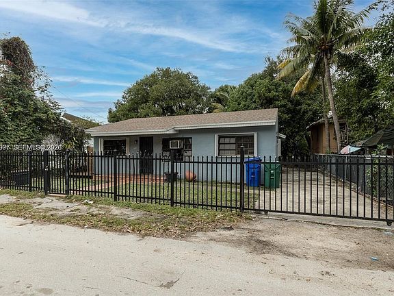 4th image of 259 NE 56th St #1