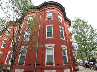 17 Grovenor Rd APT 4, Jamaica Plain, MA 02130