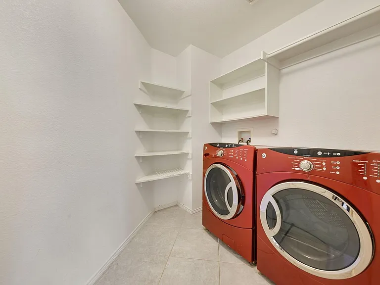 2108 Hayes St — Photo 19