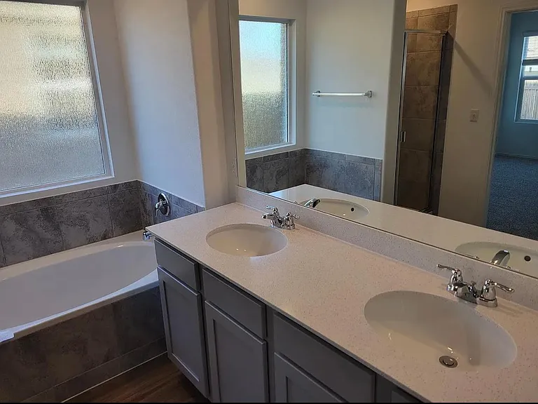 344 Escondido Cir — Photo 3