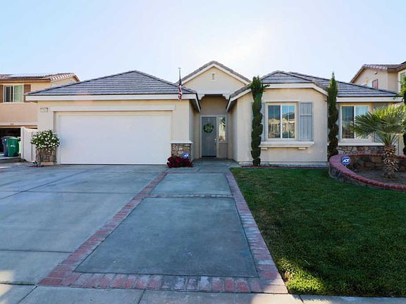 4th image of 38035 Soudan Ave