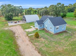 5740 N Bluff Center Rd, Cairo, NE 68824