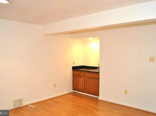 10620 Forest Landing Way, Rockville, MD 20850