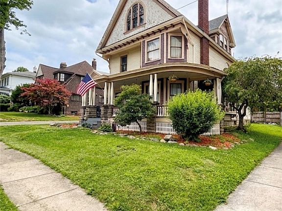 3rd image of 29 Chambers Ave