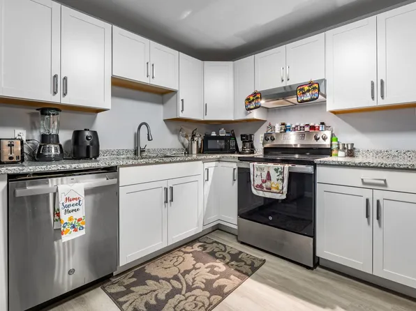 12 E Side Drive Bldg # 1 Unit #6, Concord, NH 03301