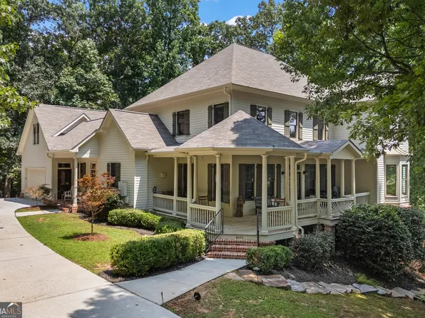 8555 Berringer Point Dr, Gainesville, GA 30506