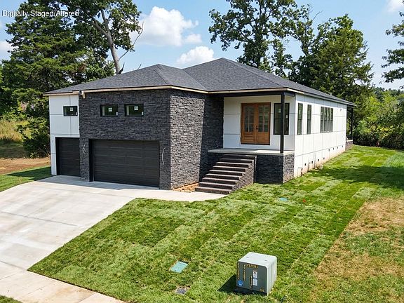 2nd image of 3817 East Cypress Point
