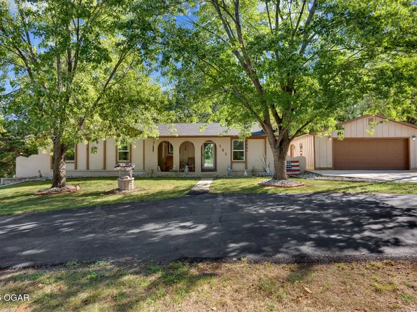 151 Valleyview Dr, Joplin, MO 64804