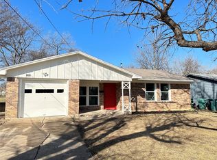 1605 E Magnolia St, Sherman, TX 75090