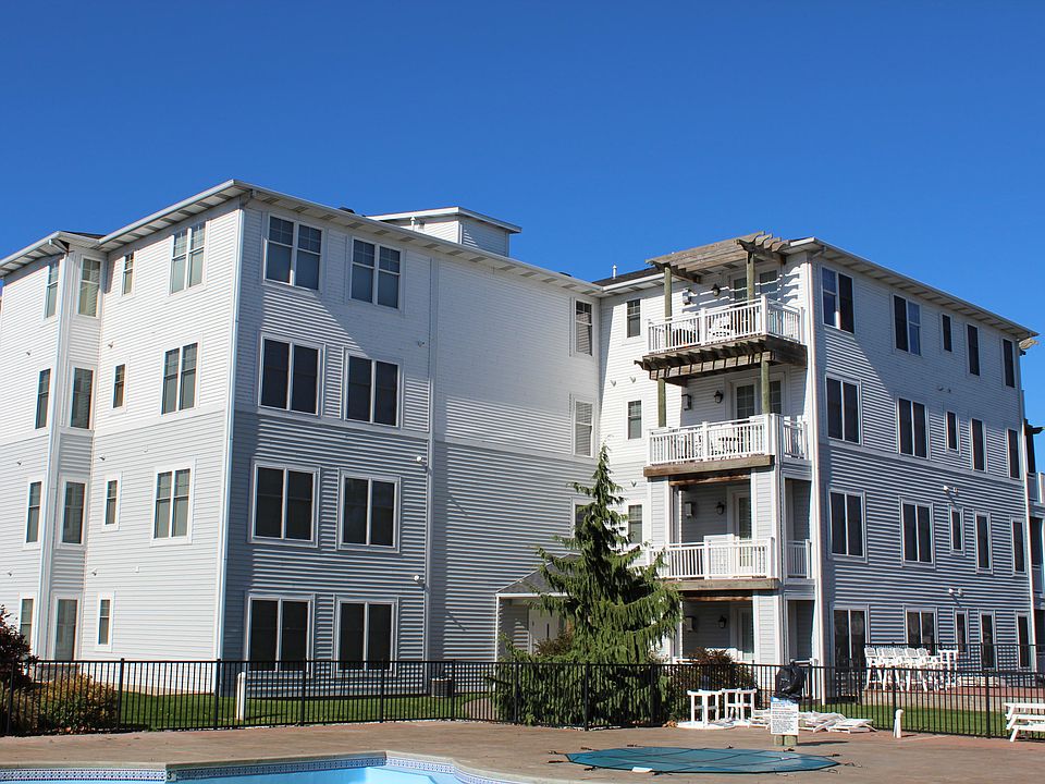 1st image of 201 S William St Unit 17