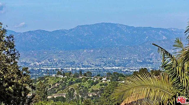 3441 White Rose Way — Photo 3