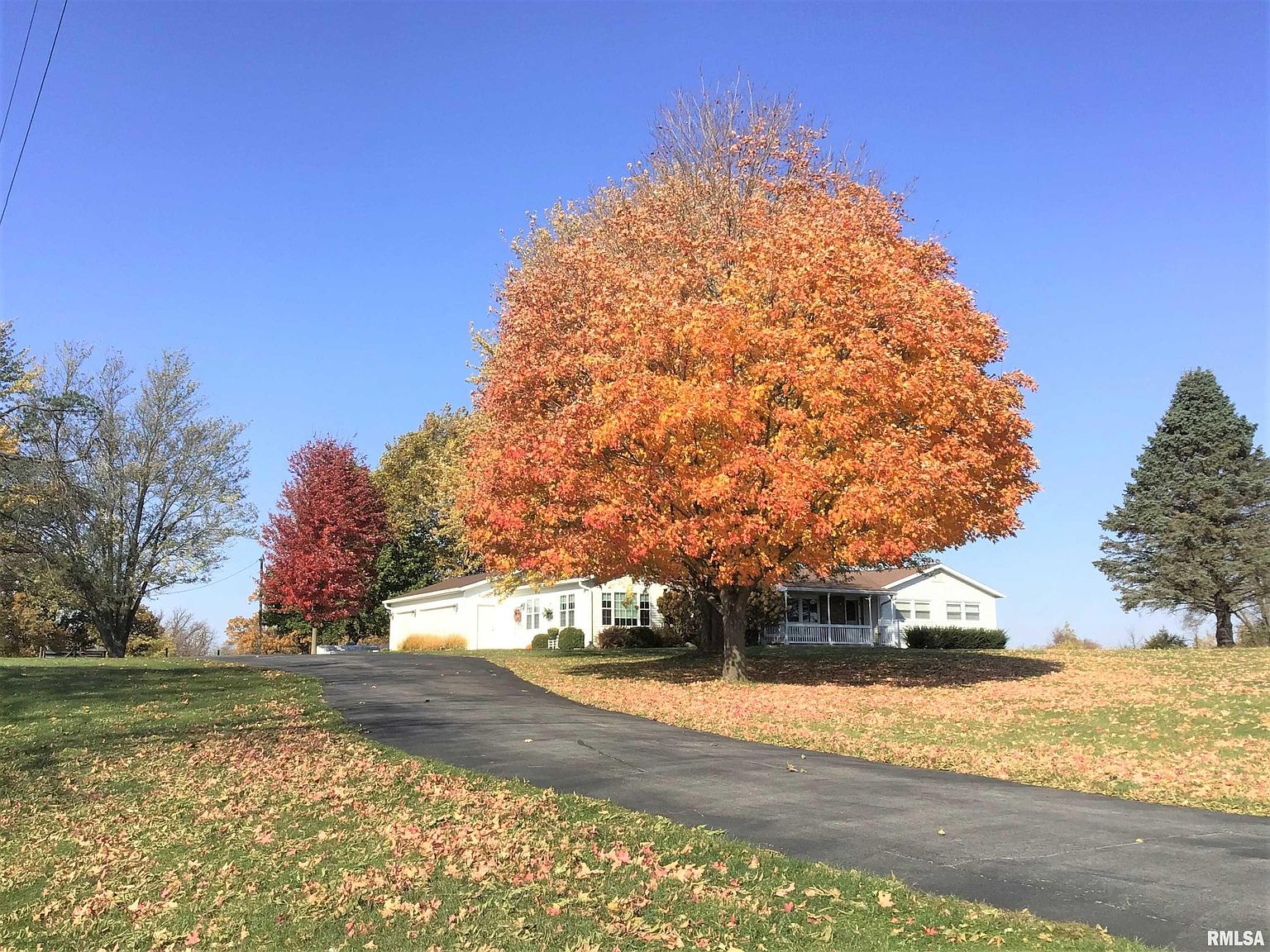 1124 W Knox Rd 300, Galesburg, IL 61401 Zillow