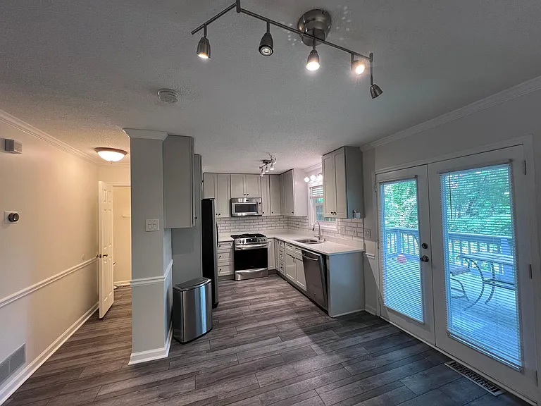 4379 Ivy Glen Way SE — Photo 14