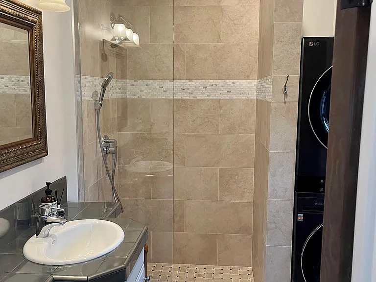 1407 Tunnel Rd #1 — Photo 15