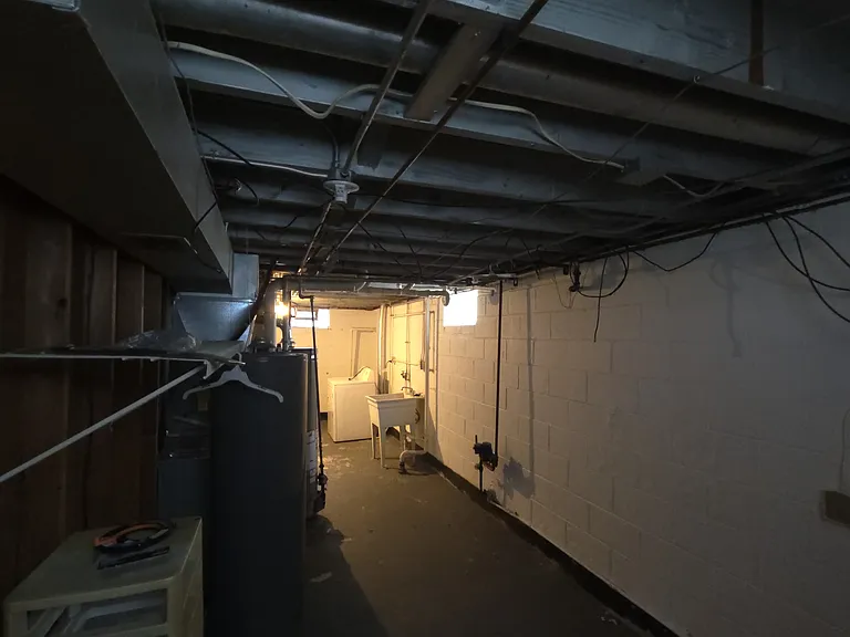1350 Morton St — Photo 16