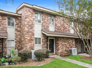 303 Andrea Ln, Hanahan, SC 29410
