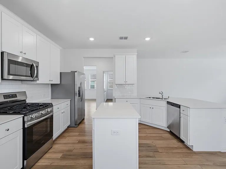 1312 Pistachio Dr — Photo 7