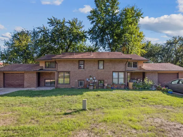 6065 White Dr, Prior Lake, MN 55372