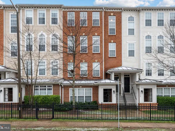 14213 Saint Germain Dr #24, Centreville, VA 20121