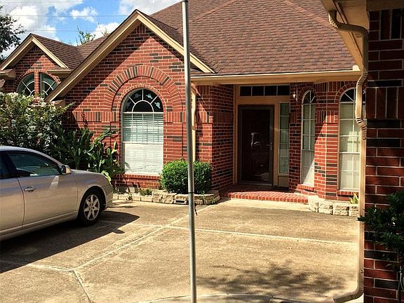 3rd image of 11422 Crayford Dr