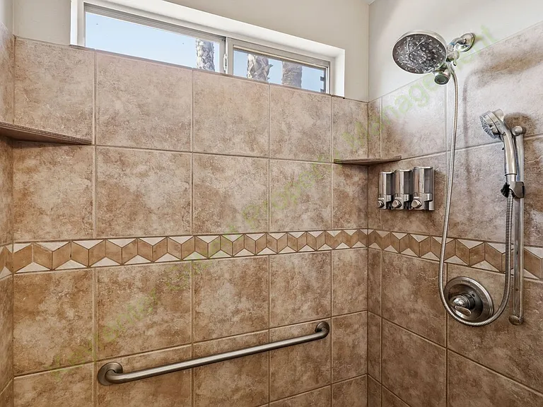 517 W Princeton Ave — Photo 26