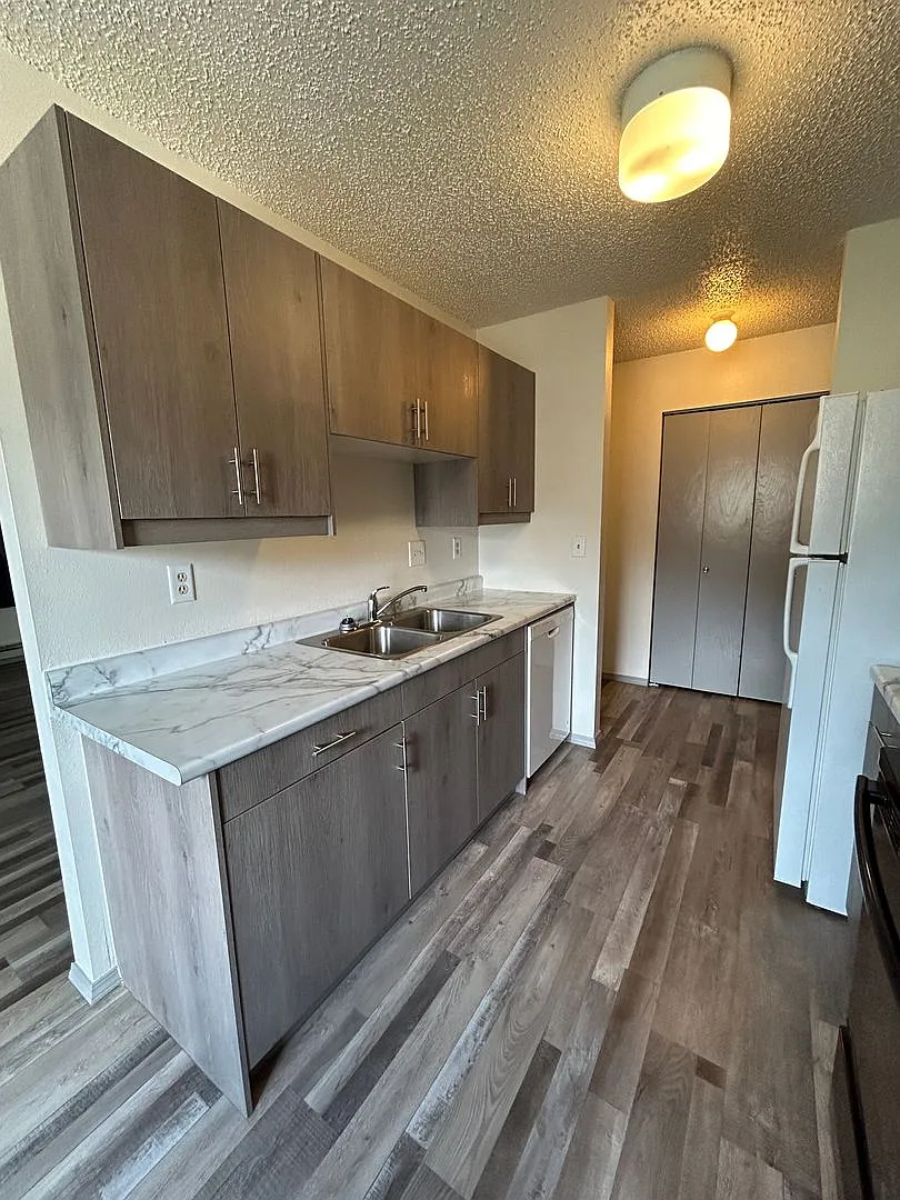 507 Bruce Ave — Photo 4