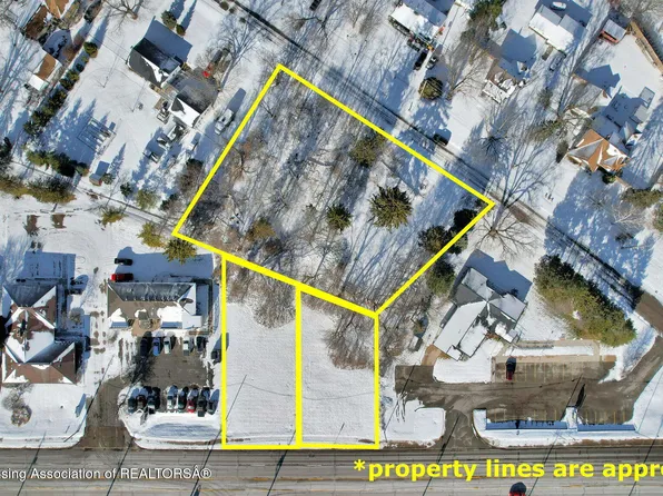 6142 W Saginaw Hwy, Lansing, MI 48917