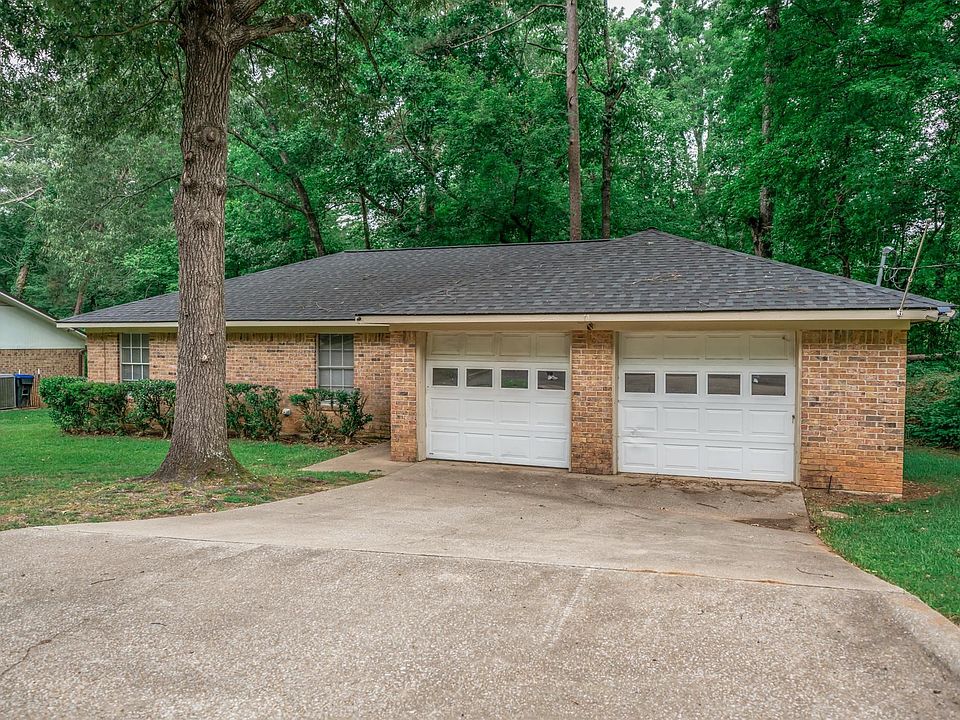 1st image of 805 Chris Dr