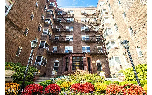 Sold by Douglas Elliman | media 16