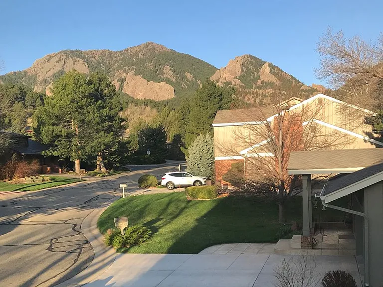 1658 Bear Mountain Dr — Photo 16