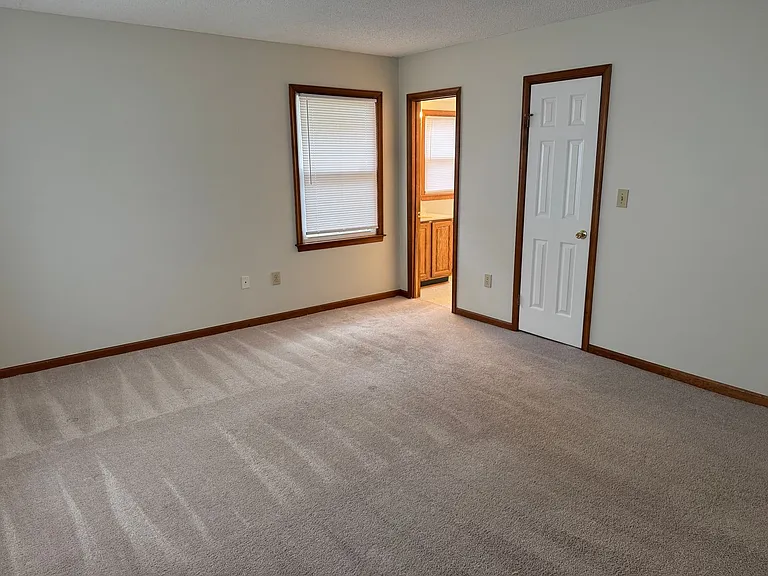 3069 Barberry Ln — Photo 11