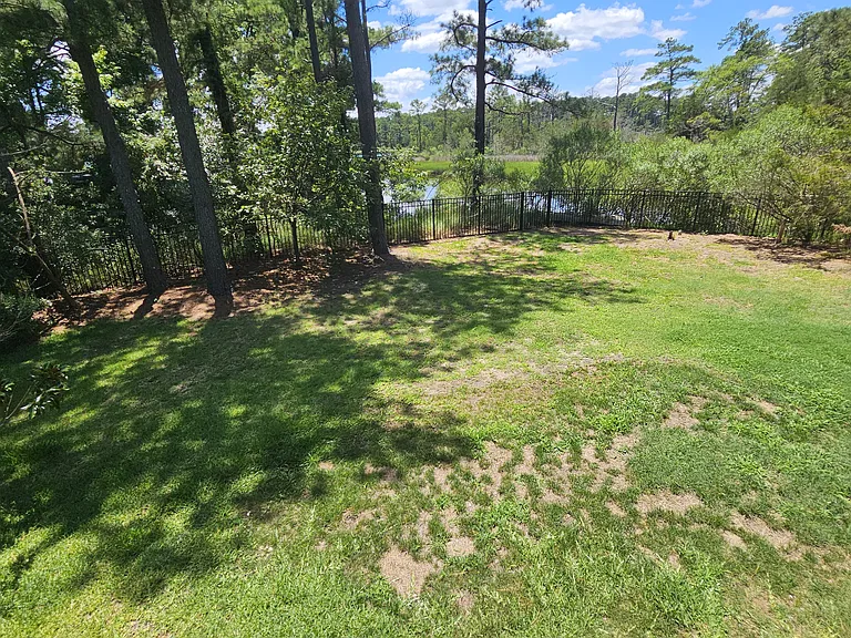 200 Shore Side Rd — Photo 22