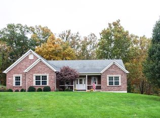 102 Allen Ridge Dr, Wentzville, MO 63385