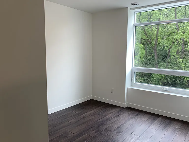 455 Charlton Ave E #301 — Photo 5